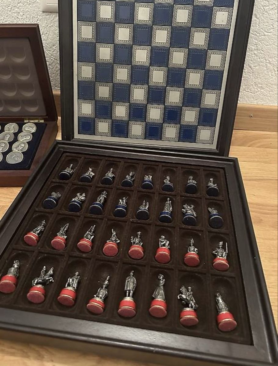 Franklin Mint Giochi: Franklin Mint Schachset "Battle of Waterloo" – Nuovo (secondo la descrizione) da Köniz venduto da Elbofeton