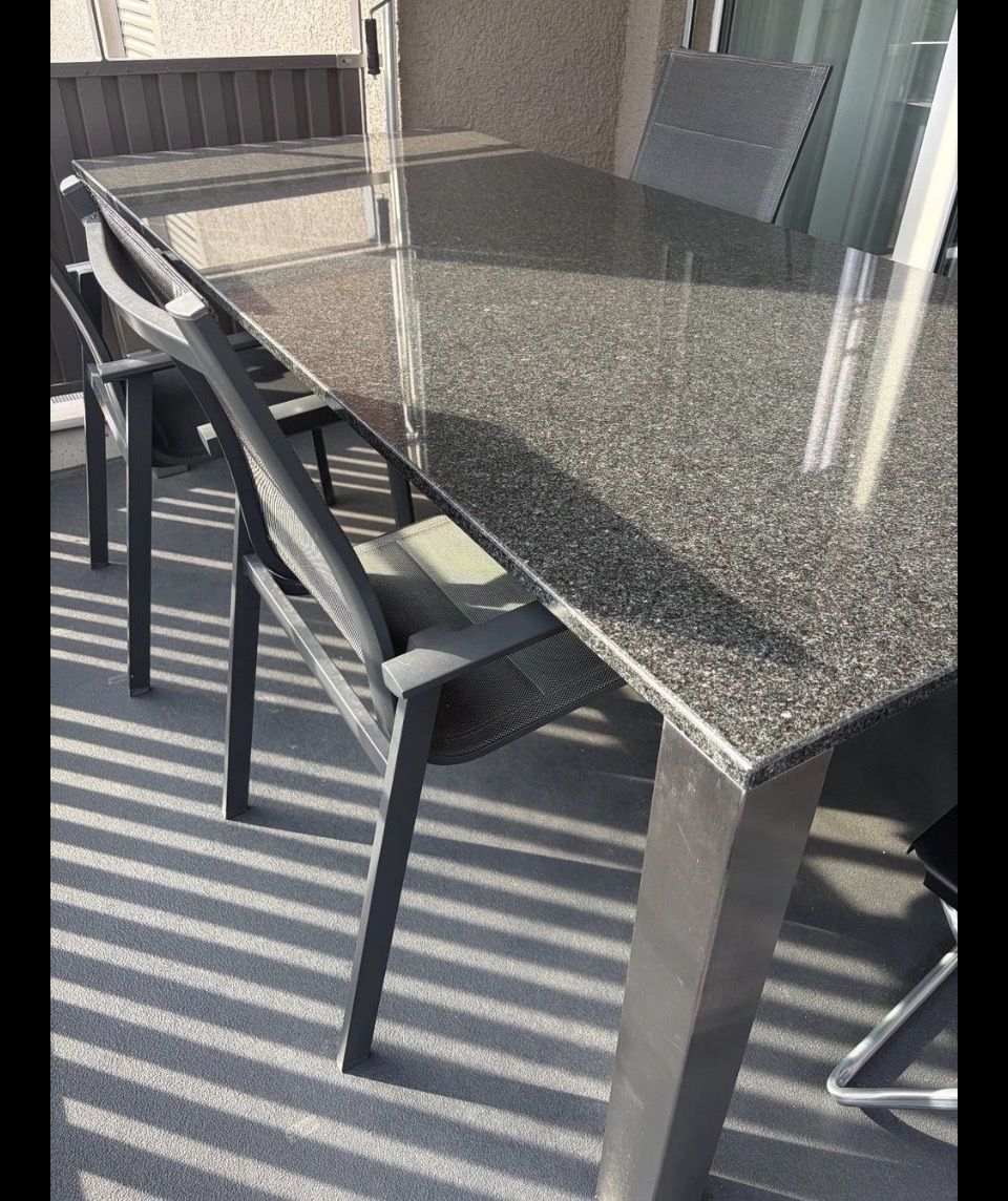 Tische: Granittisch – Neu (gemäss Beschreibung) aus Allschwil von Sandra_ss_bl 1