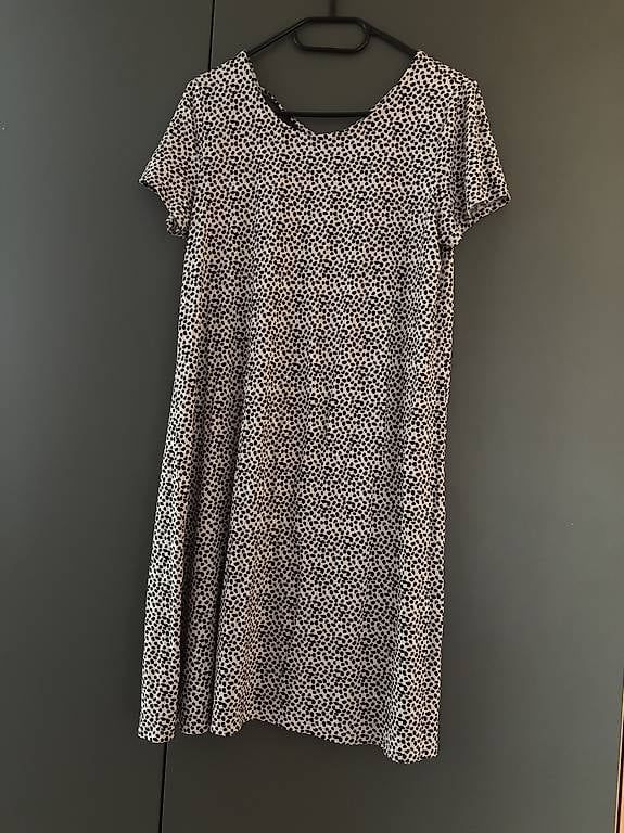 Vestiti: Kleid Only Gr. S – Usato da Sursee venduto da leni.leni