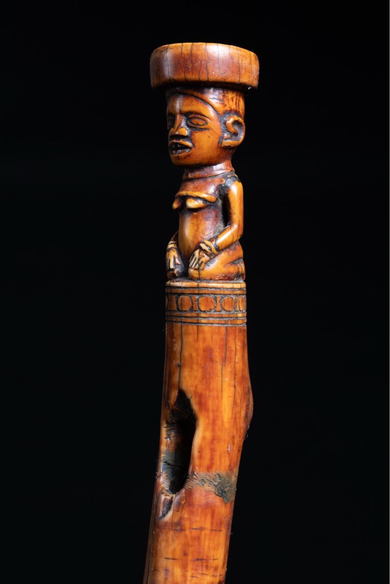 Sculture & Statue: Afrikanische Horn , Congo Antik  – Usato da Wettingen venduto da Simis2812