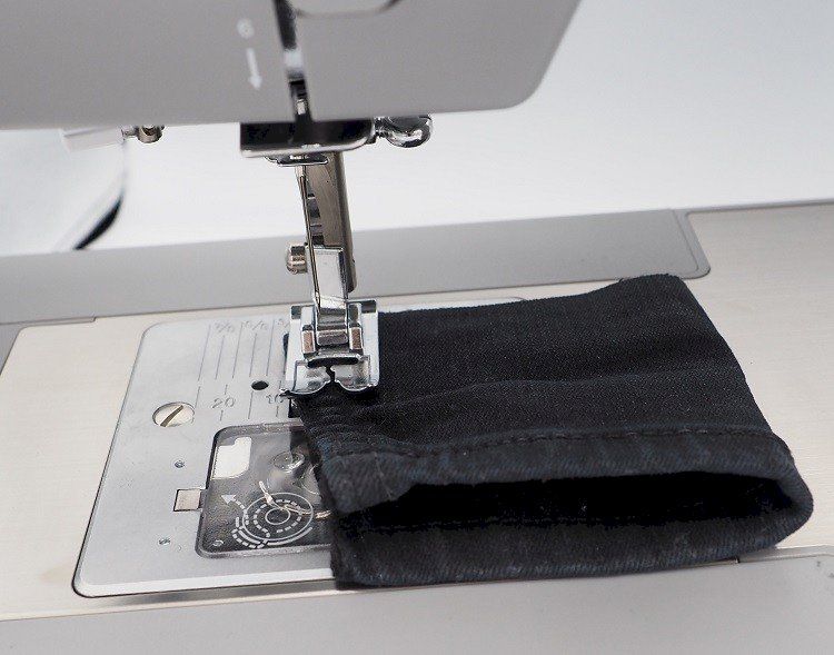 Singer Macchine da cucire: Singer Heavy Duty 6335M Denim – Nuovo e nell'imballaggio originale da Bottighofen venduto da zaap 3