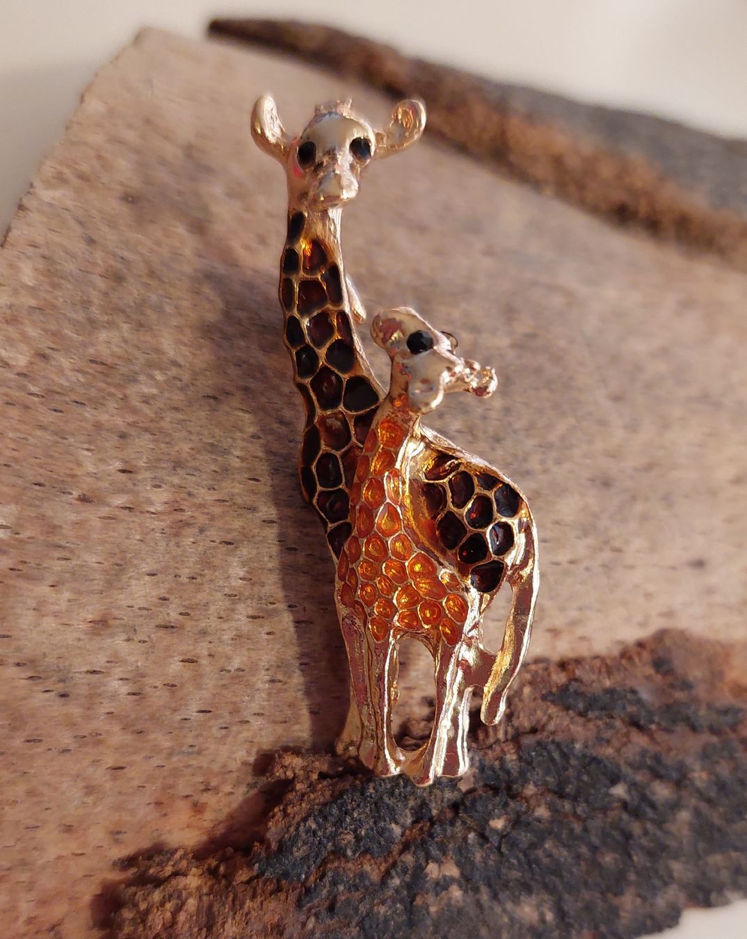Spille & Fermagli: Brosche mit Giraffe - goldfarben – Nuovo (secondo la descrizione) da Oberwil BL venduto da Kukkaniitty 4