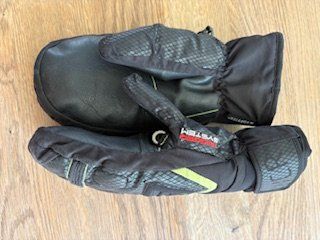 Guanti & manicotti: Leki Handschuhe – Usato da Attinghausen venduto da andrea123reto 1