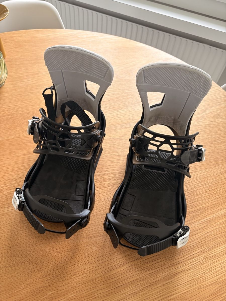 Burton Attacchi: Burton Freestyle Snowboard Bindung – Usato da Lyss venduto da Luuh 5