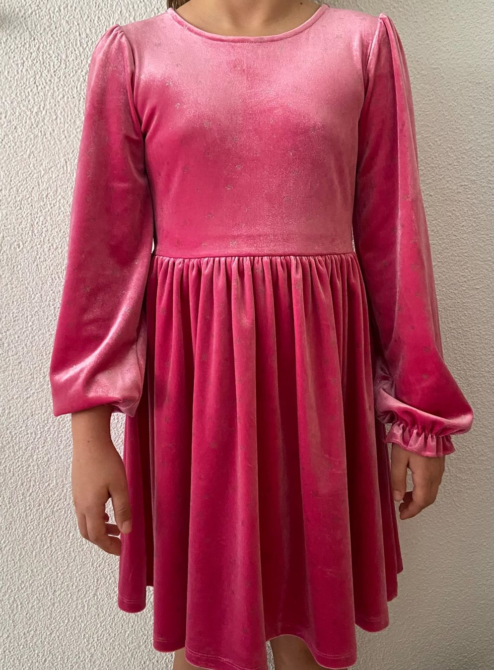 Kleider & Röcke: Schickes Mädchenkleid STERNLI, 134cm, Baumwolle/Polyester – Gebraucht aus Bassersdorf von jgo_9mfk