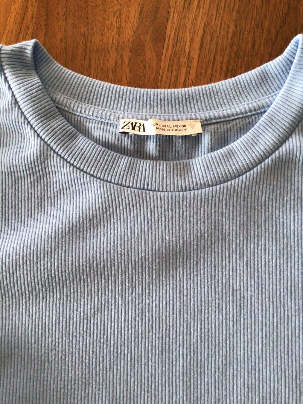 Zara T-shirt: T-Shirt (2) – Usato da Zürich venduto da ArmariodeRuth_Senora 5