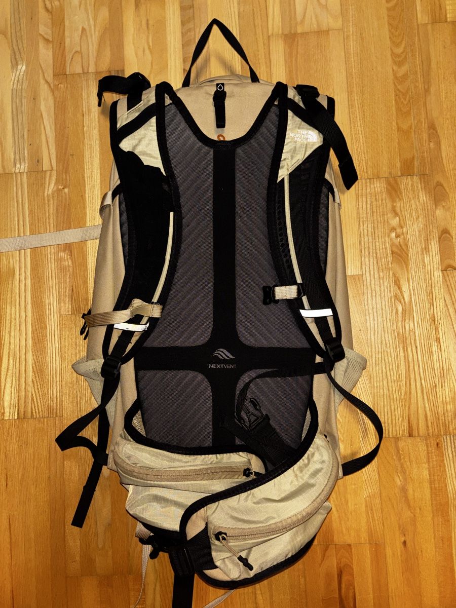 North Face Rucksäcke: SAC A DOS TNF / BASIN 36L – Gebraucht aus Boudry von gib_8grt 1