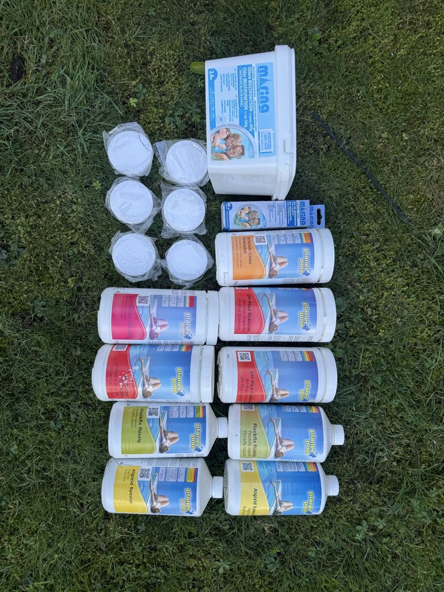 Piscine: Diverse Pool Chemikalien – Usato da Berg SG venduto da cil_p8z9 1