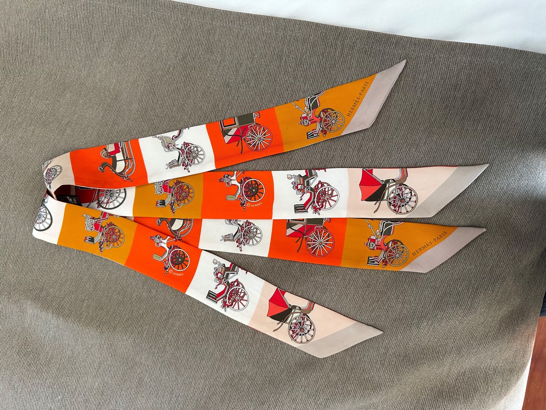 Hermès Foulard & Sciarpe: Hermes Twilly – Usato da Oberwil b. Zug venduto da An_you78 1