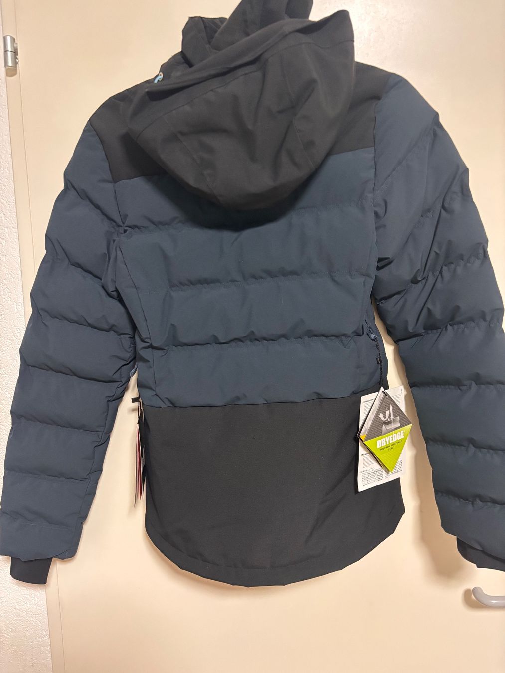 Millet Giacche: Winterjacke – Nuovo e nell'imballaggio originale da Selzach venduto da 20f_cg85 1