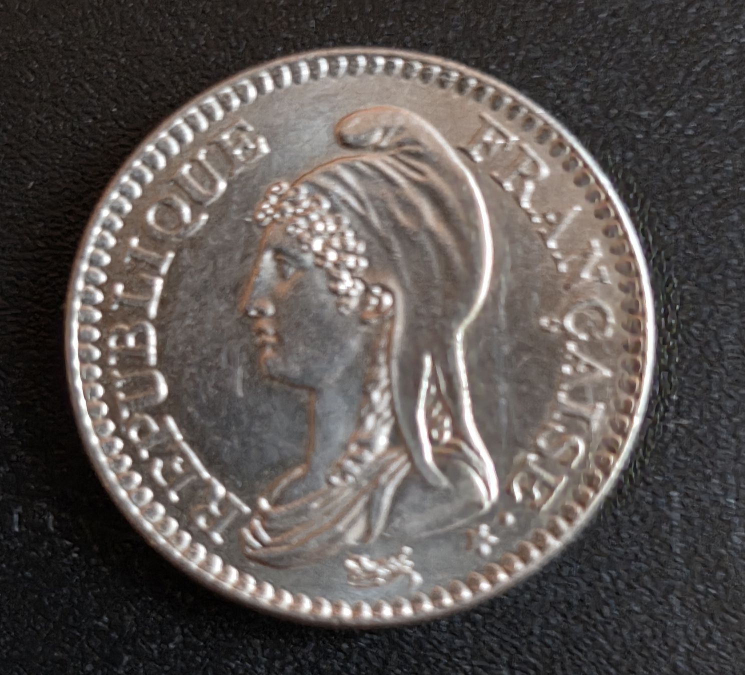 Tutti le monete: 1 franc 1992 France – Usato da Genève venduto da bbastos