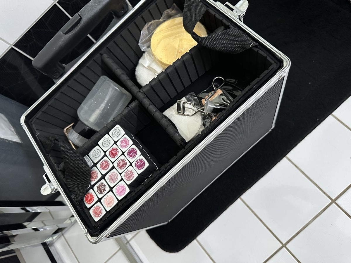Valigie: Schmink Koffer plus einiges Zubehör  – Usato da Buttikon SZ venduto da TamaraS01 4