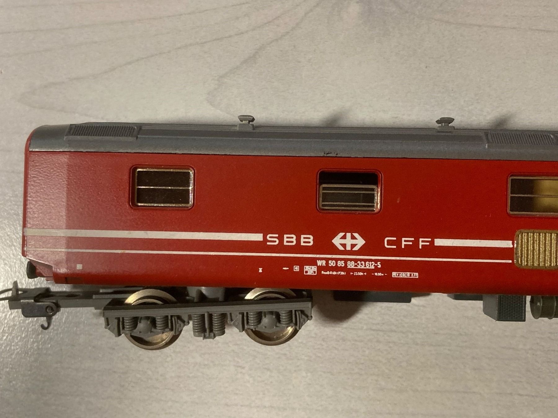 Lima Modelleisenbahnen: SBB Speisewagen – Gebraucht aus Basel von ce_mettier 4