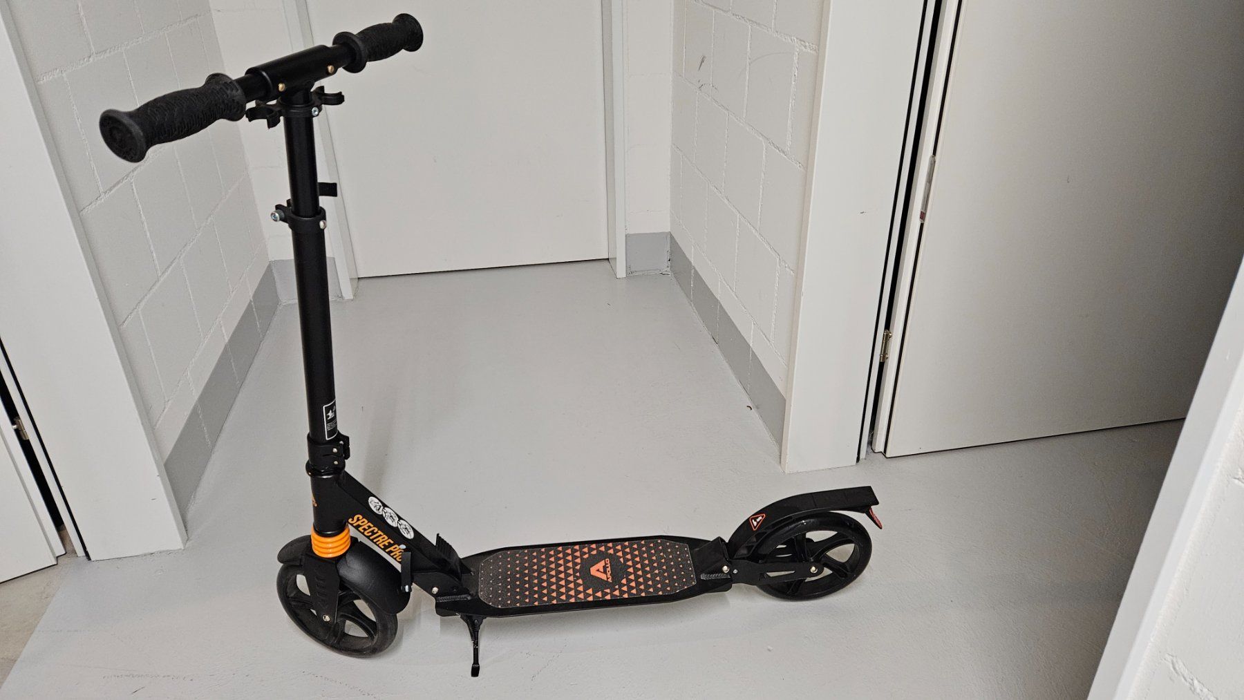 Kickboard: Apollo City Scooter 315z Kickboard – Usato da Hildisrieden venduto da Schteigeiss 2