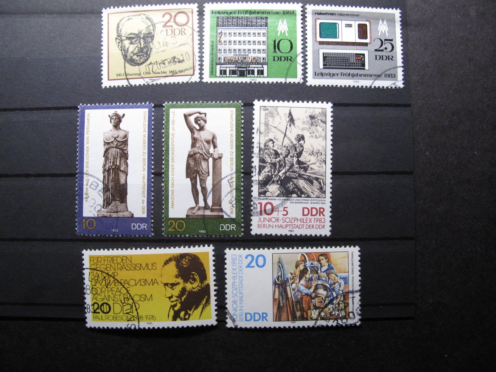 Tutti i francobolli: DDR 1983 Nuschke / Briefmarkenausstellung gest – Usato da Wil SG venduto da fva01