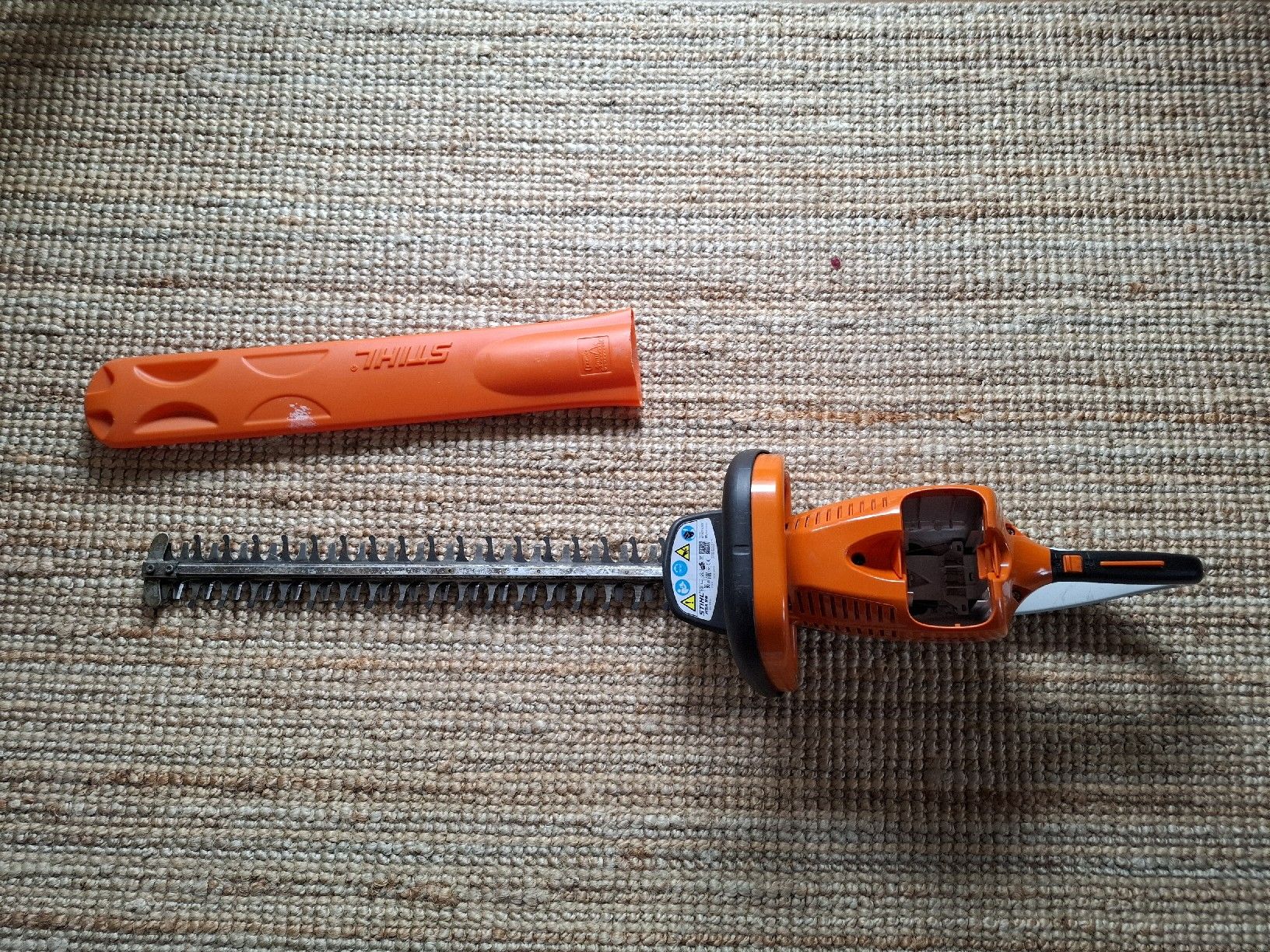Stihl Toutes les machines: STIHL HSA 66 Heckenschere mit Schutzhaube – D'occasion à Nänikon par Zocky01 1