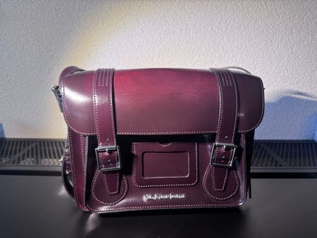 Dr. Martens Aktentasche