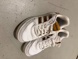 Adidas Sneaker