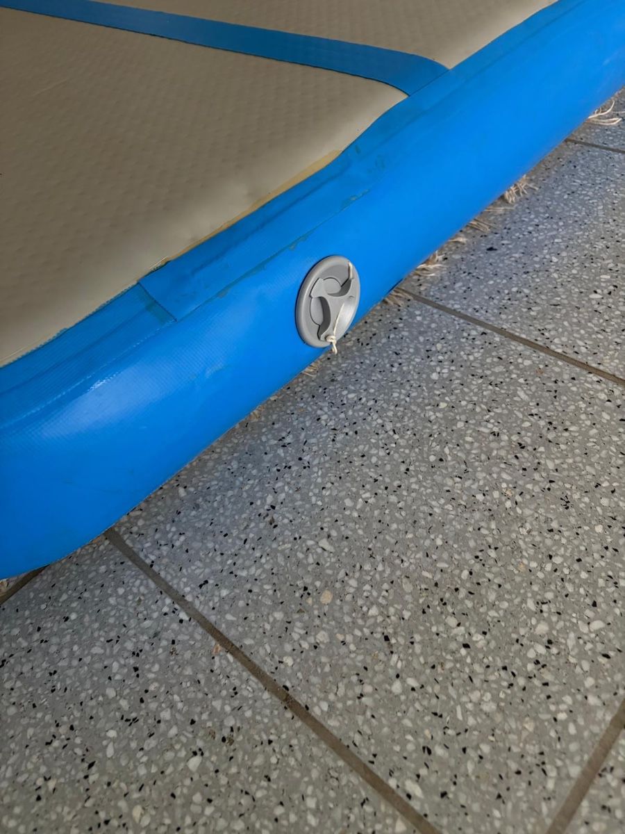 Tappetini fitness: Airtrack - Gymnastikmatte mit Pumpe – Usato da Zürich venduto da Sonnenkind2015 2