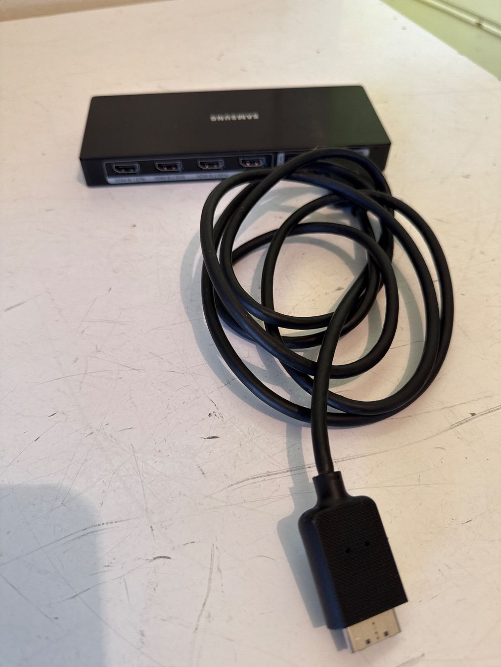 Samsung Adapter: Boîtier Samsung one connect MINI BN 96-35817B – Gebraucht aus St imier von sav_bjf9 2