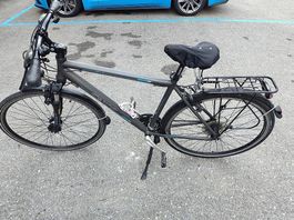 Vélo VTC en bon état et robuste