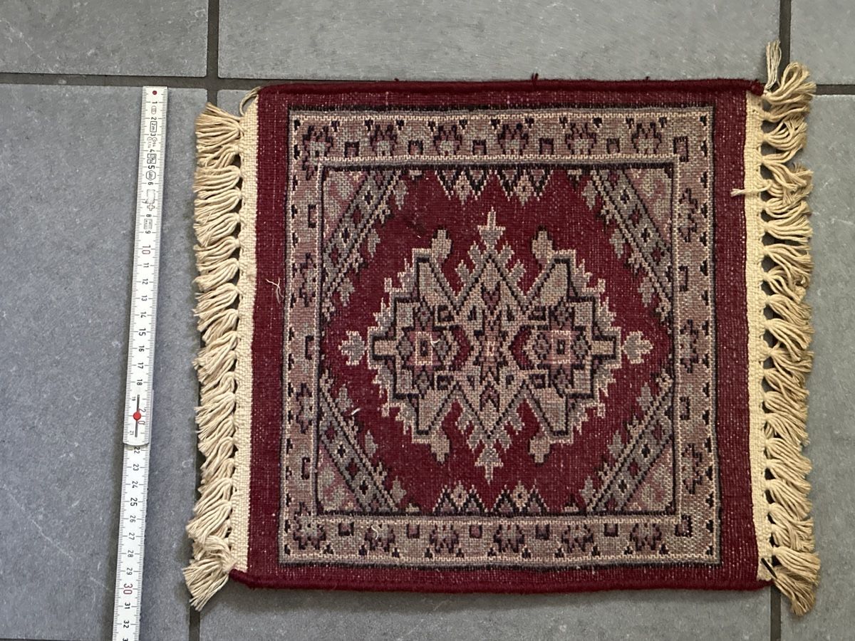 Tappeti: kleiner Orientteppich mit Fransen 36x30cm – Usato da Zürich venduto da Chaeffeler 1
