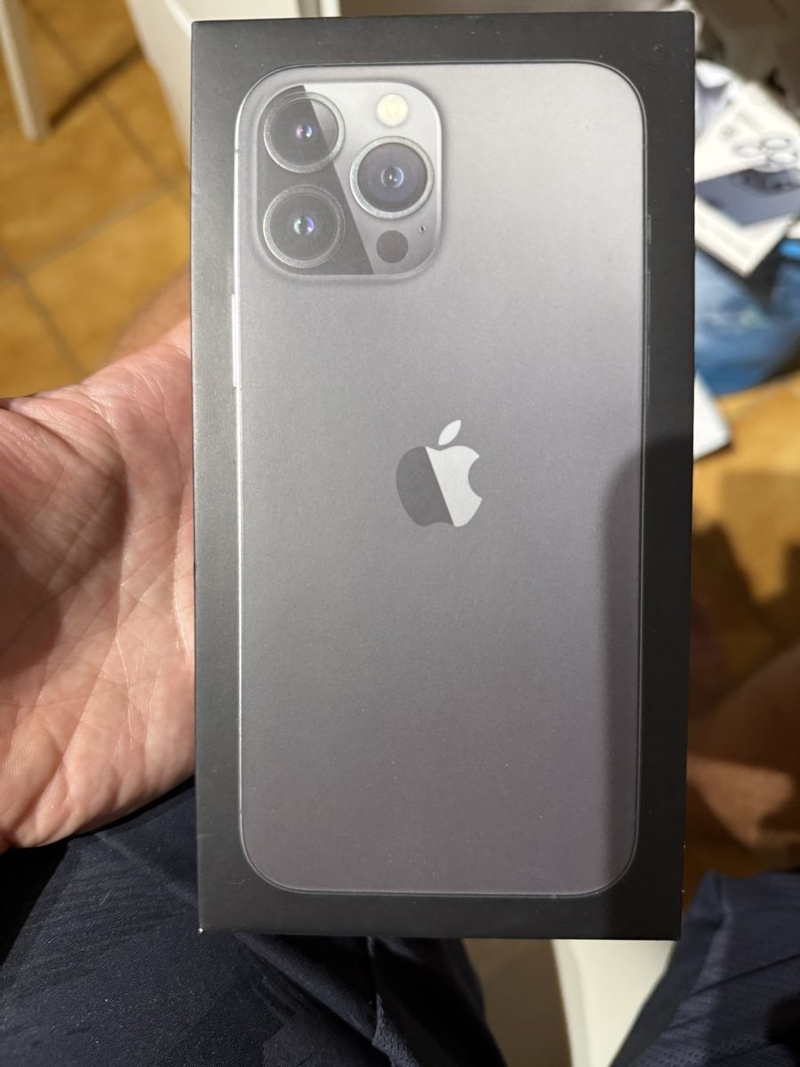 Apple Portables: iPhone 13 Pro Max 1Tb batt 86%  Graphite état excellent  – D'occasion à Le landeron par tit_w6xq 3