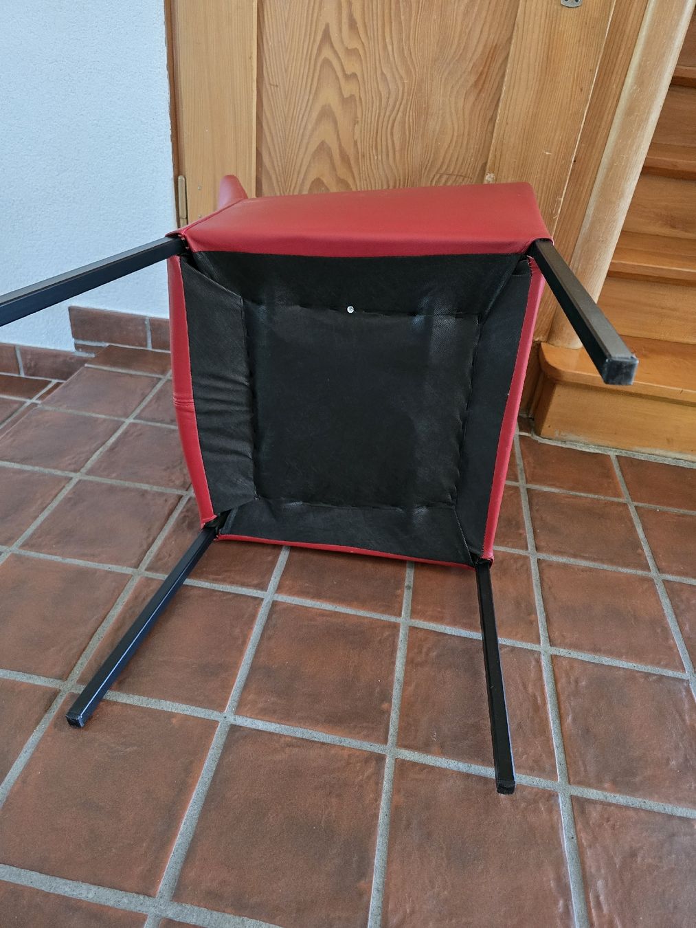 Stühle: Stuhl rot Leder 2 Stk – Gebraucht aus Würenlos von Lea.Maria.Hotz 5