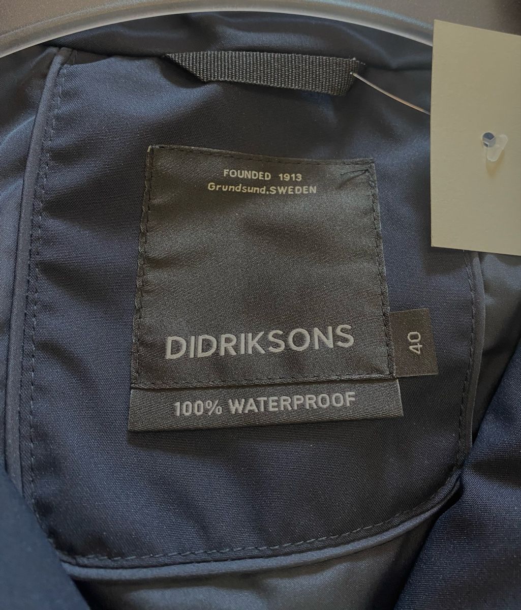 Didriksons Manteaux: DIDRIKSONS FREIZEITMANTEL WATERPROOF 40 NEU – Neuf avec emballage d'origine à Büron par Coerner 6