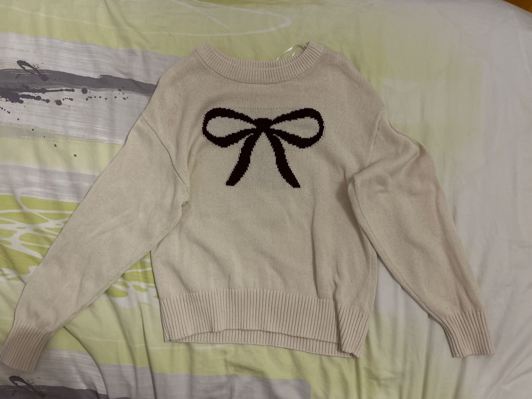 Pullover & Sweatshirts: pull Gina Tricot 170 – Gebraucht aus Orsières von champ10