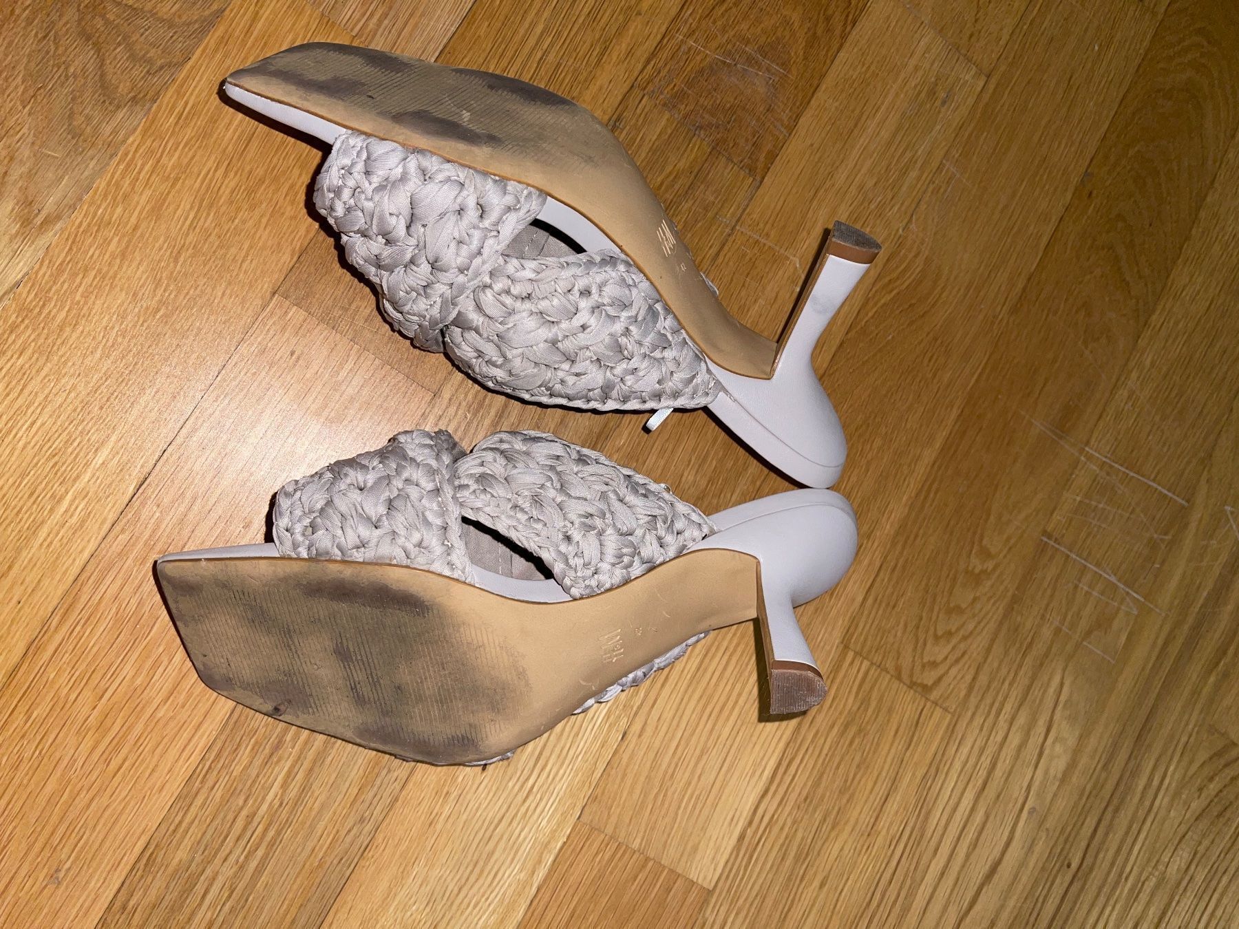 H&M Scarpe da donna: Mules Sandalen Grau Premium H&M 41/42 – Usato da Zug venduto da MC2CC 1