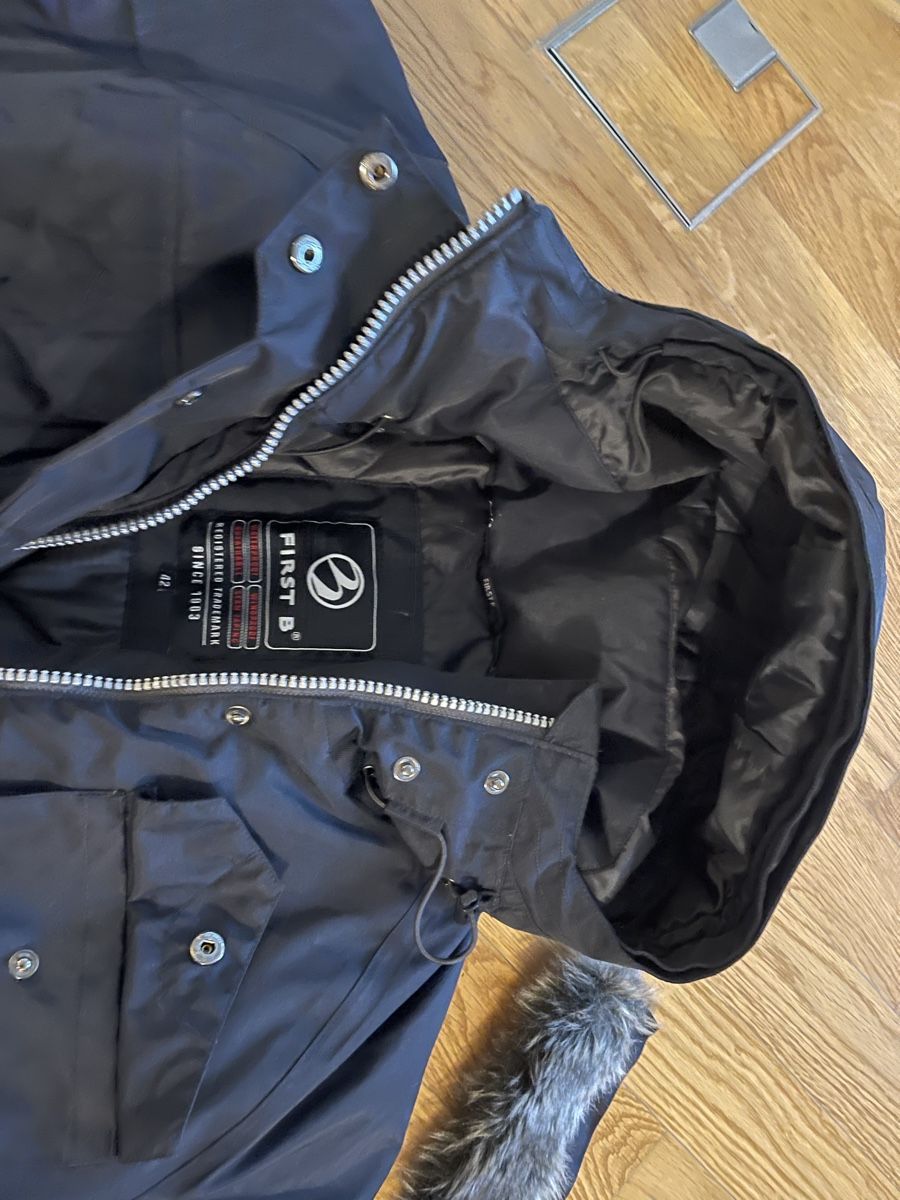 Giacche: Jacke Winterjacke First B Grösse 42 EU – Usato da Rüschlikon venduto da Lajniii 2