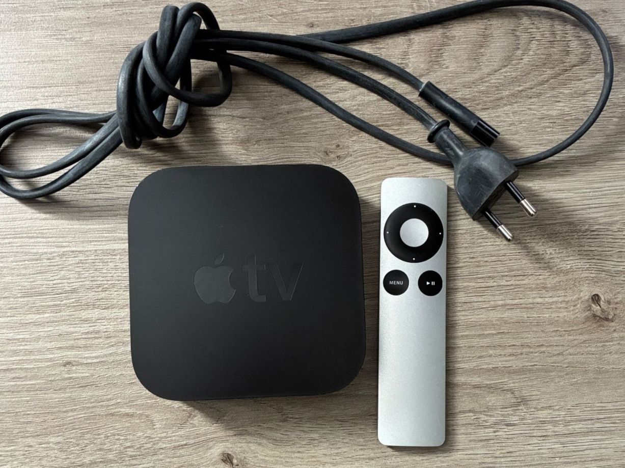 Apple Sistemi audio & multimediali: Apple TV 3. Generation (Model A1469) – Usato da Wohlen AG venduto da Robballantine