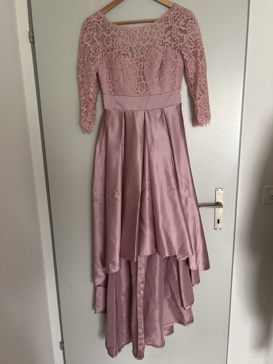 Kleider: Abendkleid rosa Spitze Grösse 36 neuwertig – Gebraucht aus Buchrain von Ricardo_User18