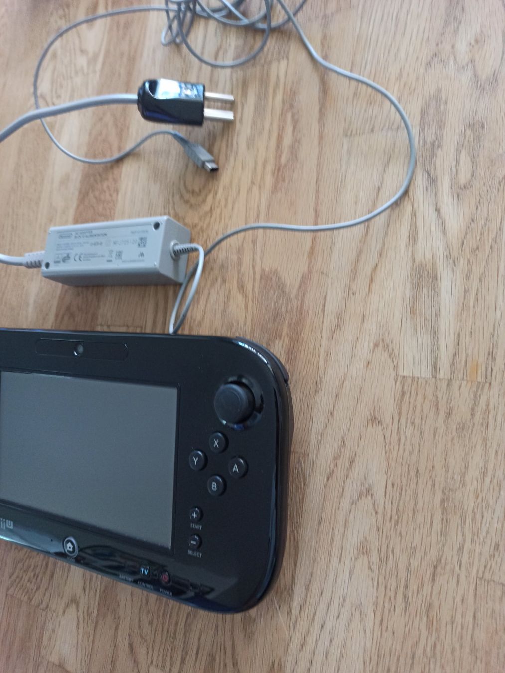Nintendo Controller: Nintendo Wii U GamePad  (EUR) - Controller  Model WUP-010 – Usato da Oberweningen venduto da mar_87mx 6