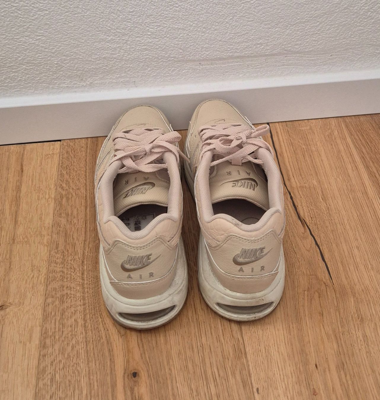 Nike Scarpe da donna: Nike Air Max Sneaker, Beige, Grösse 39 – Usato da Zizers venduto da Urijas 3