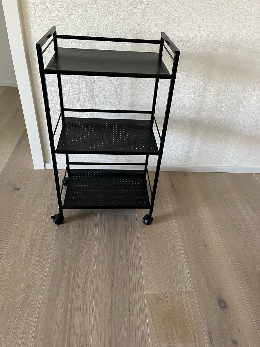 Valigie & Borse: Schwarzer Rollwagen / Servierwagen - Top Zustand! – Nuovo (secondo la descrizione) da Wermatswil venduto da -secondchance-