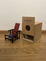 Vitra Red Blue chair Gerrit Rietveld Miniatur