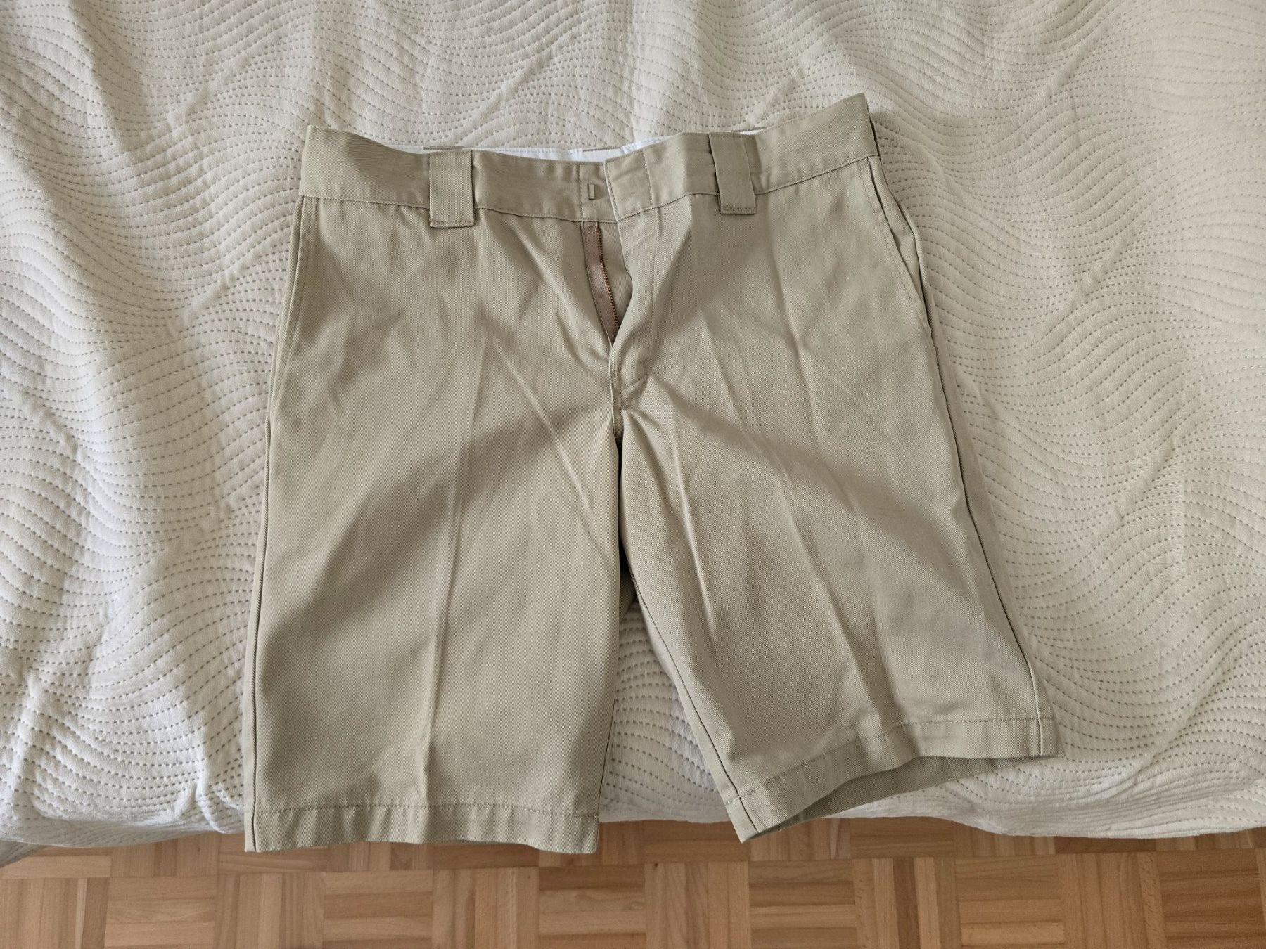 Dickies Pantaloni: Dickies Shorts – Usato da Zug venduto da fil_79y6