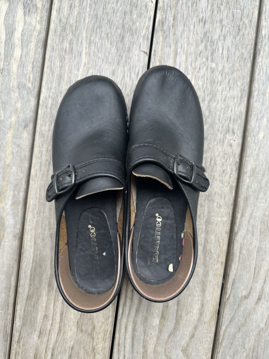 Scarpe da uomo: Clogs Schwarz Leder Grösse 42 gebraucht – Usato da Basel venduto da Faultier