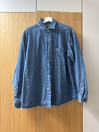 UNIQLO denim shirt size L