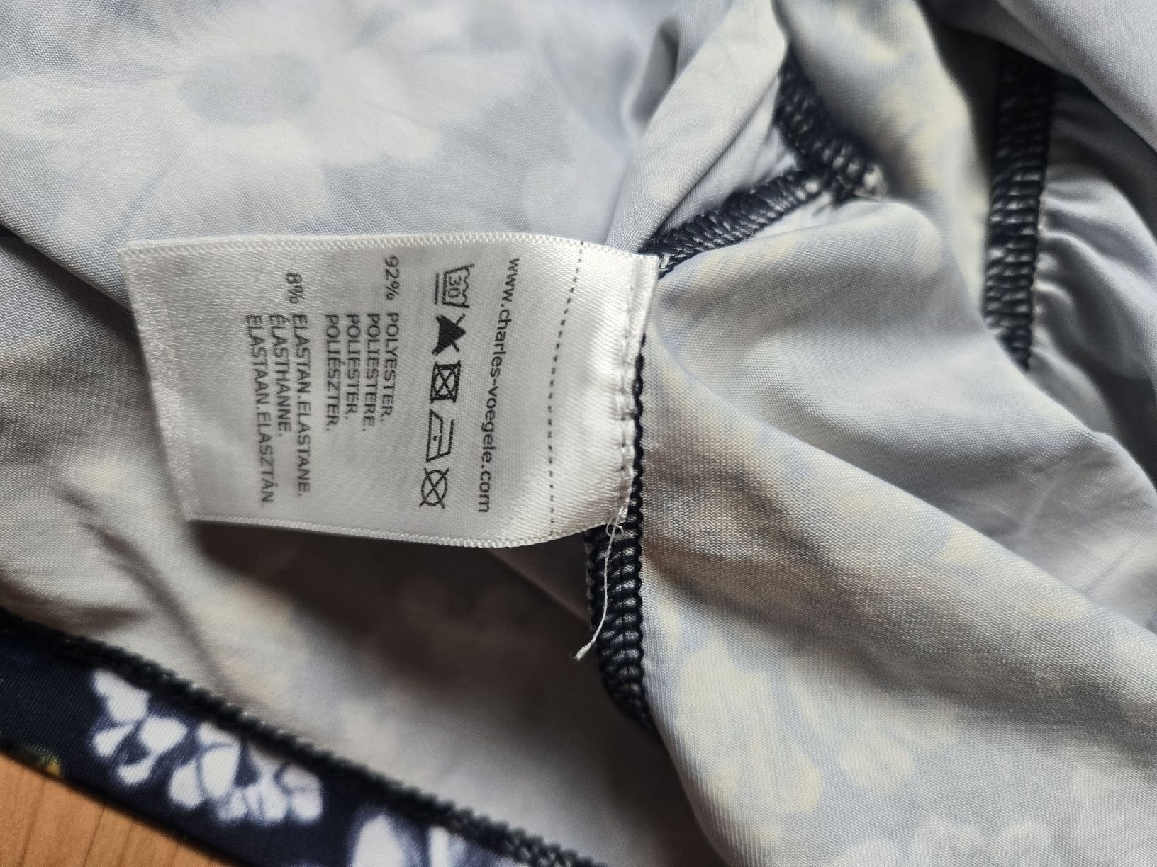 Vestiti: Blumenkleid elastisch – Usato da Flawil venduto da sal_p8bj 2