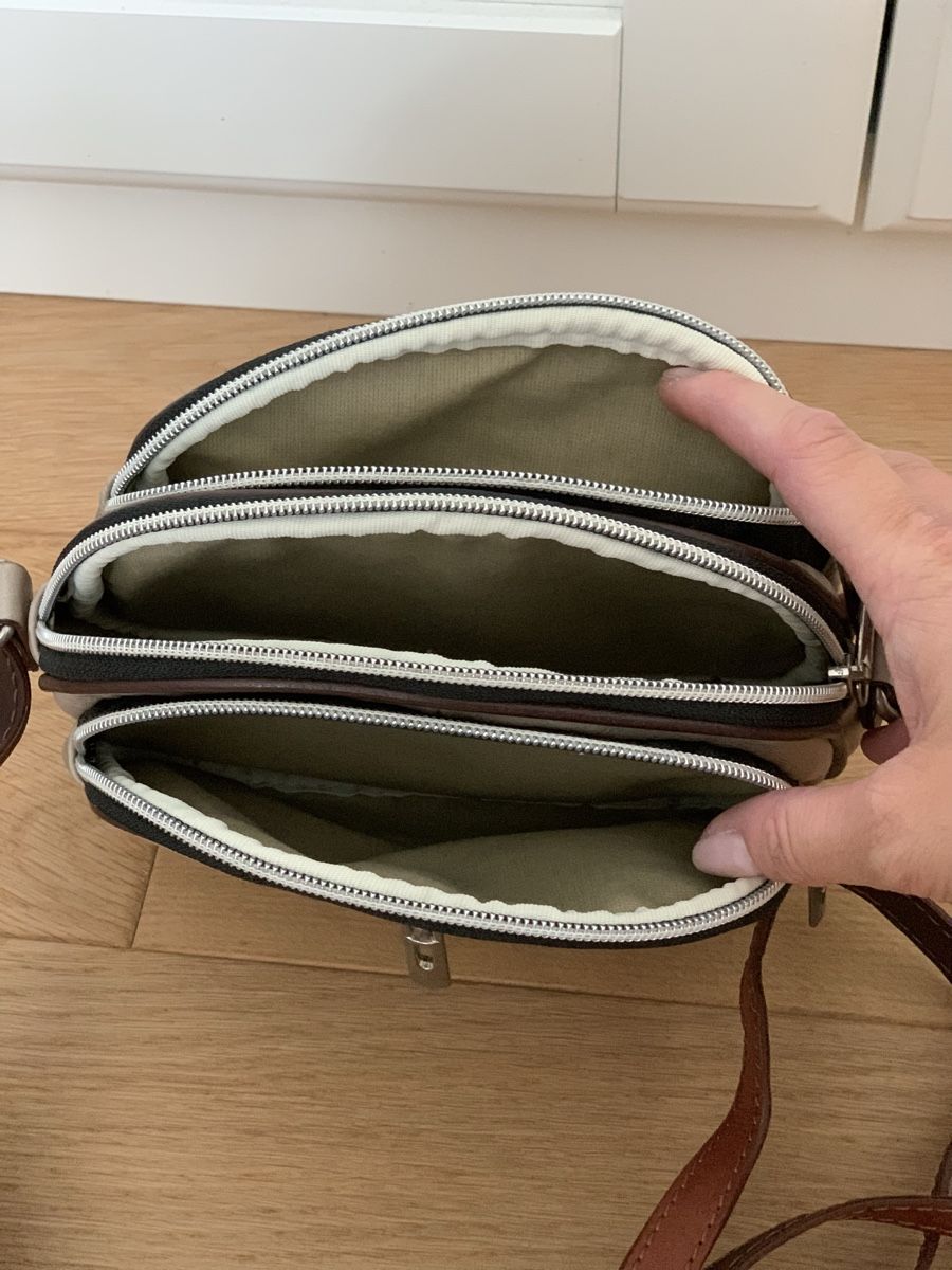 Borse da donna: Tasche Umhängetasche – Nuovo (secondo la descrizione) da Oberwil BL venduto da corinna001 1