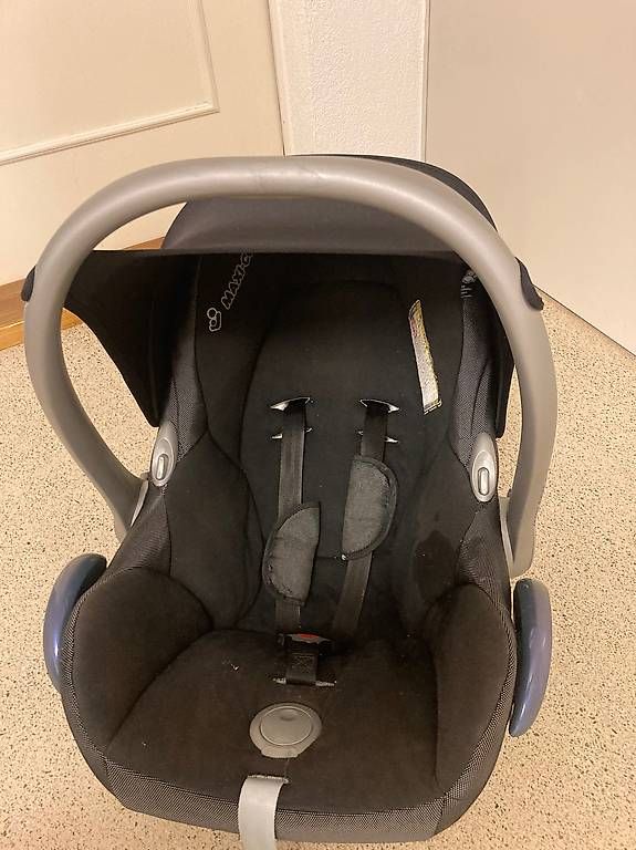 Maxi-Cosi Seggiolini per auto: MaxiCosi mit Sonnenverdeck – Usato da Zürich venduto da aqualina77 1