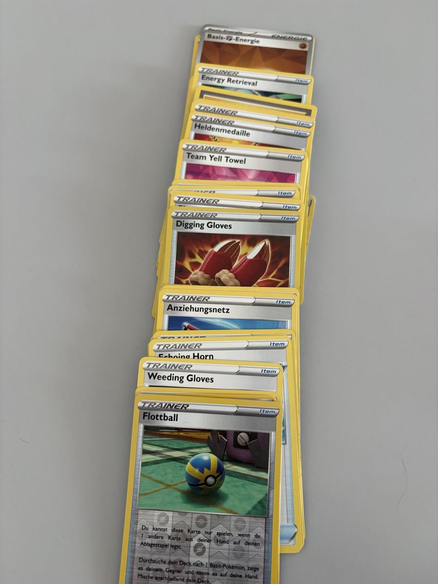 Pokémon Carte collezionabili: Pokémon Trainerkarten – Usato da Weinfelden venduto da naranja818 1