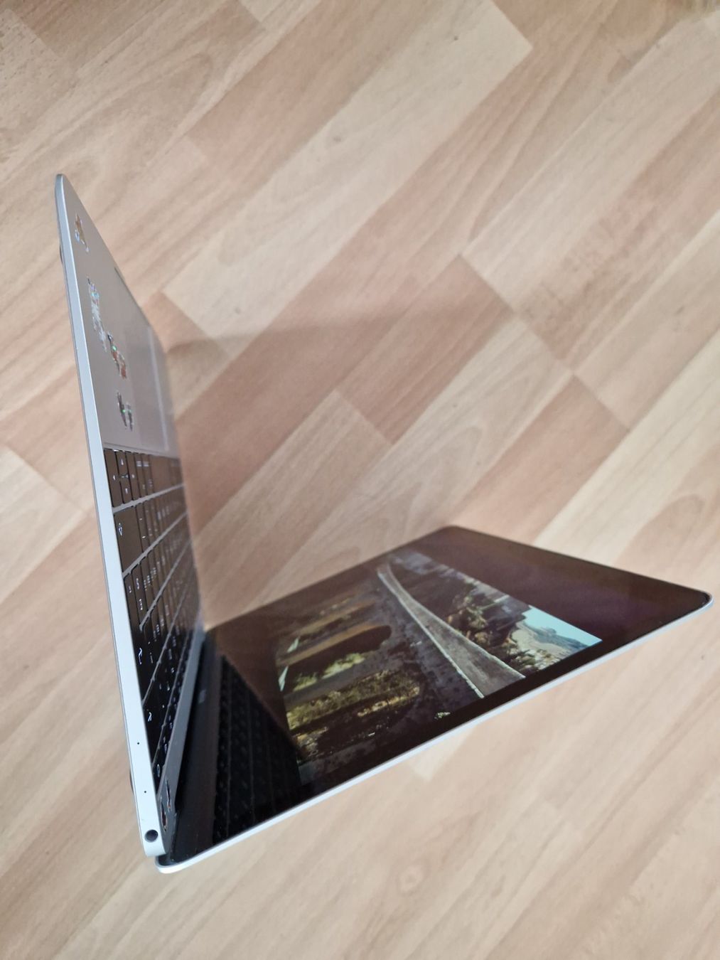 Apple Notebook: MacBook 12" / 2016 M5 / 8 GB RAM / 500 GB SSD – Usato da Zürich venduto da Arianco 2