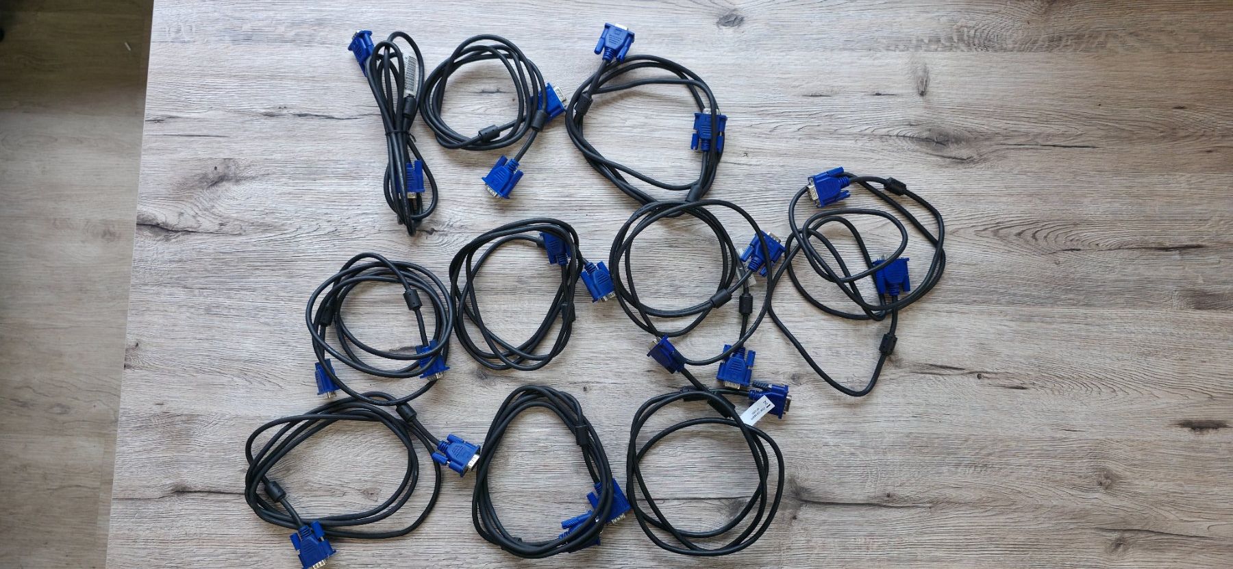 Kabel: VGA Kabel 10 Stück – Gebraucht aus Elgg von computerbrocki
