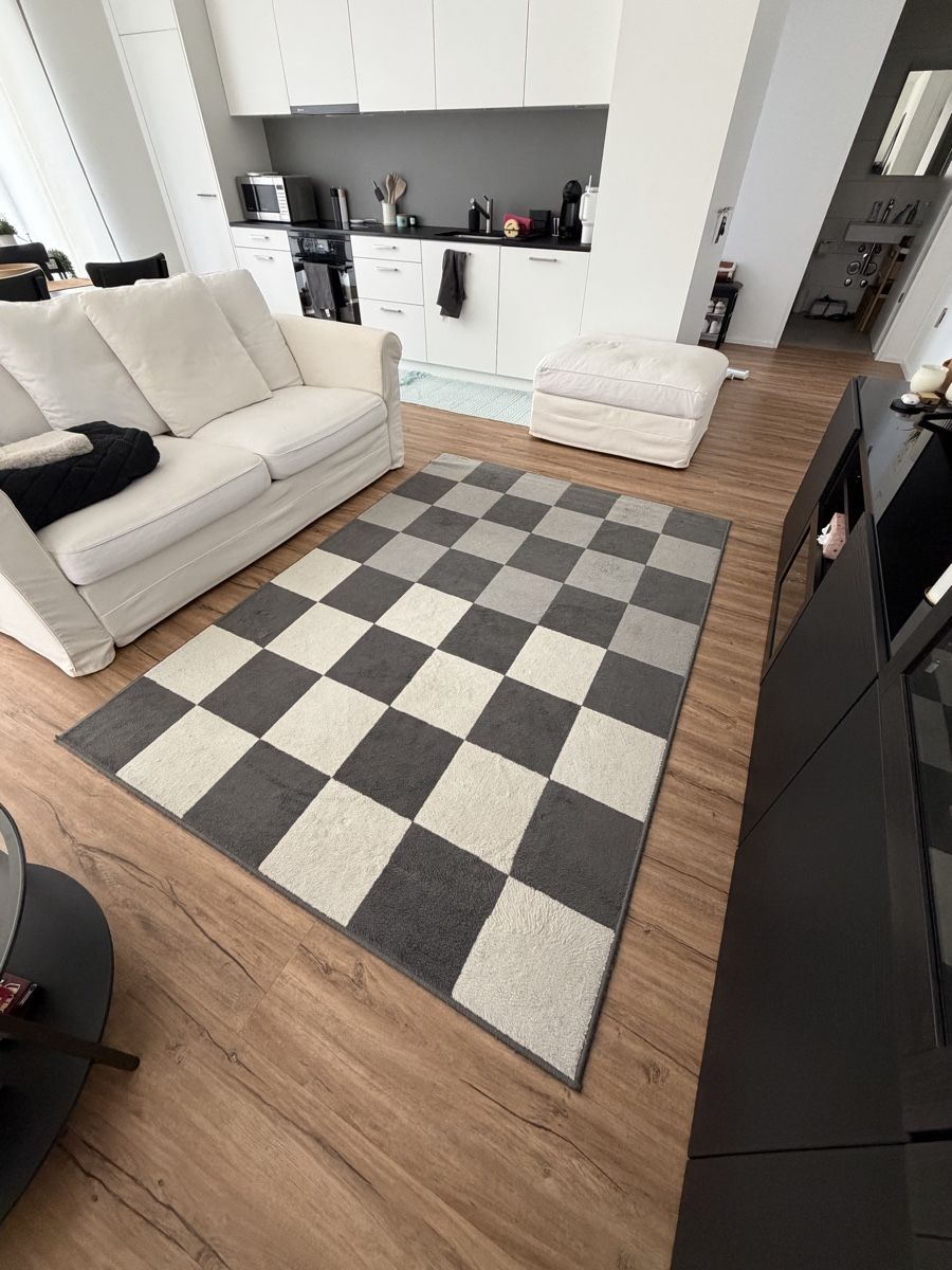 Tappeti: Ikea Vråby Rug - Grey and White – Usato da Entlebuch venduto da MarianaViana