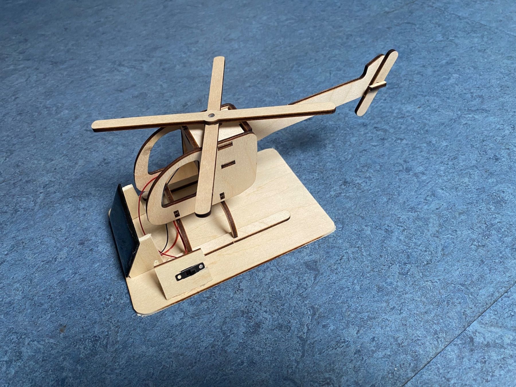 Kit di modellismo & Modellini statici: Solar Modell Helikopter – Usato da Römerswil LU venduto da Horst111
