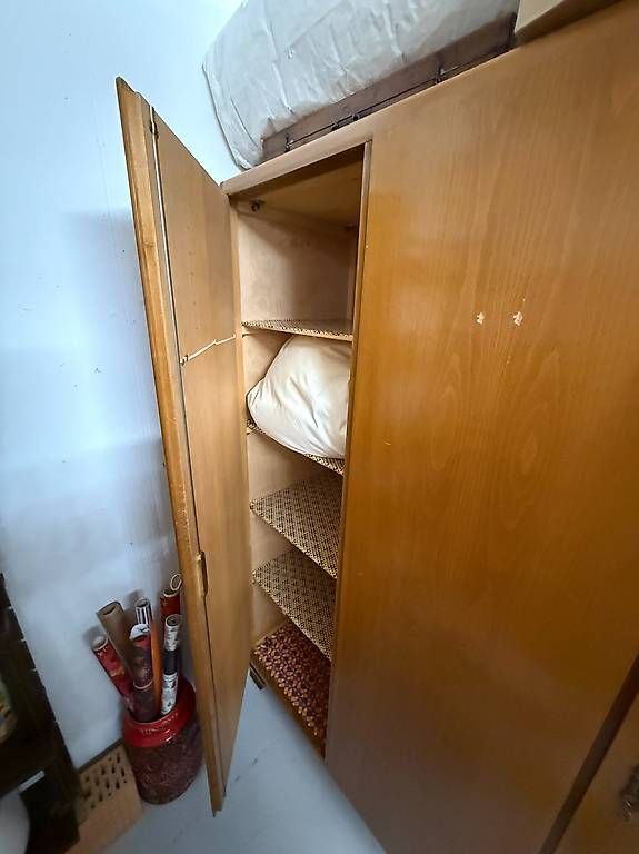 Schränke: alter Holzkasten – Gebraucht aus Stein AR von Widmer71 2